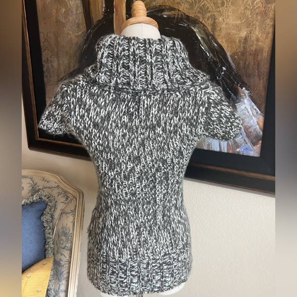 At Last New York Turtleneck Sweater Black White M - Picture 4 of 6